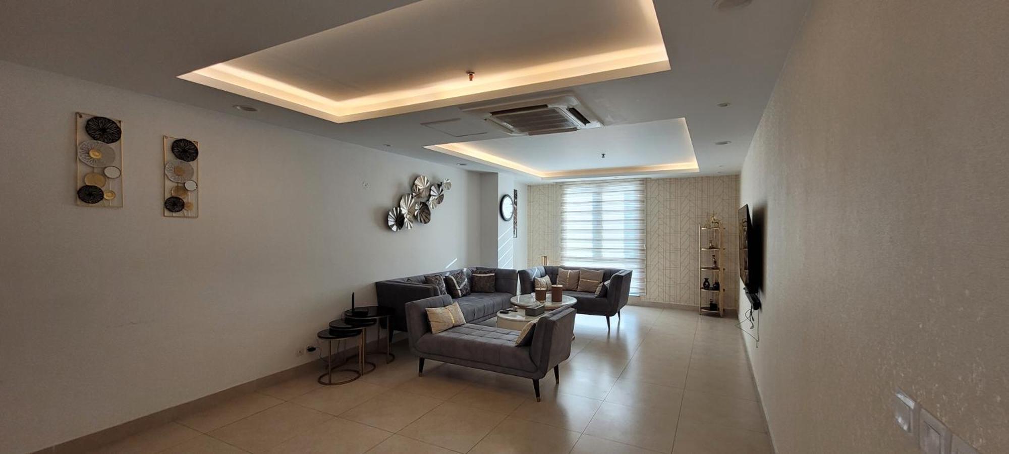 Goldcrest Luxury Apartments Lahore Luaran gambar