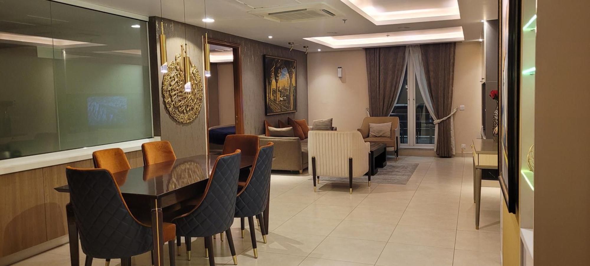 Goldcrest Luxury Apartments Lahore Luaran gambar