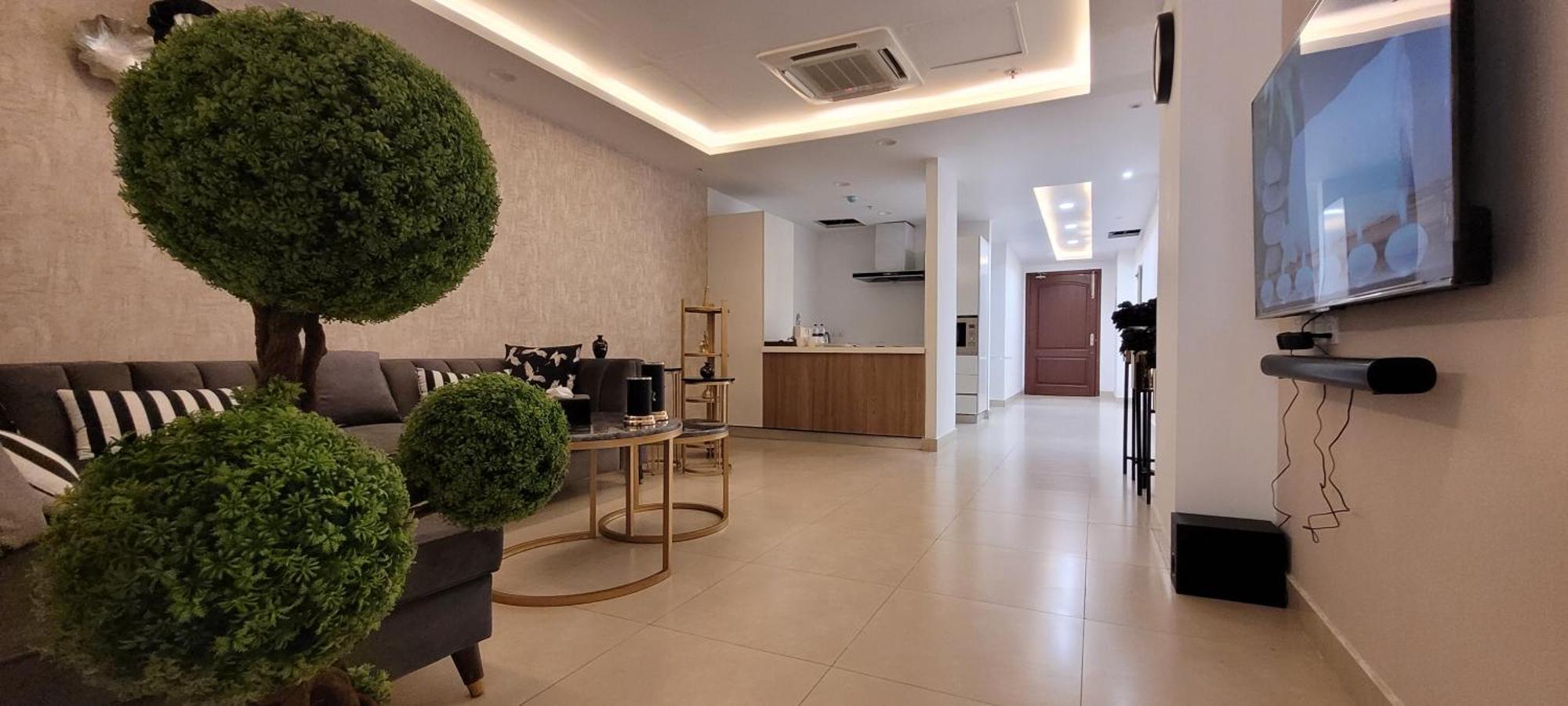 Goldcrest Luxury Apartments Lahore Luaran gambar