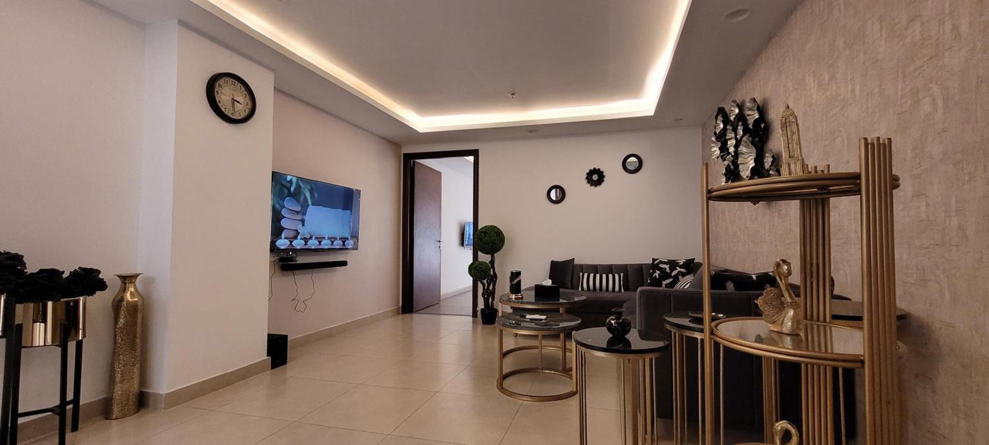 Goldcrest Luxury Apartments Lahore Luaran gambar