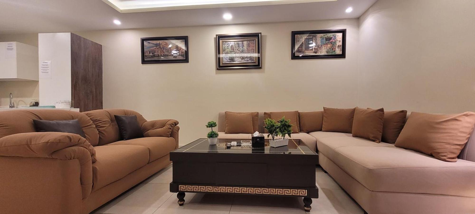 Goldcrest Luxury Apartments Lahore Luaran gambar